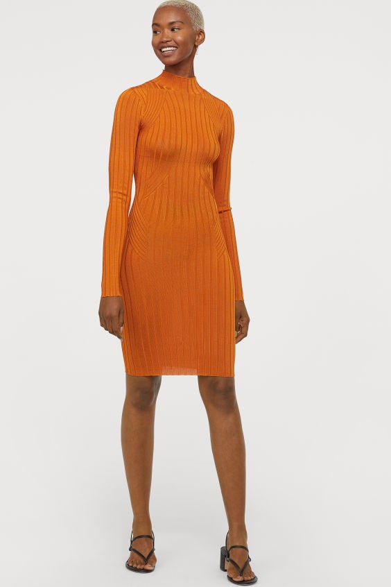 H☀amp;M + Fitted Knit Dress